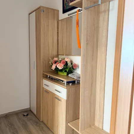 Apartment Kaethe -kollwitz -strasse 54, F4